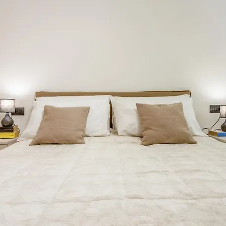 Διαμέρισμα Mutina Domus - Comfort And Elegance In The Center *
