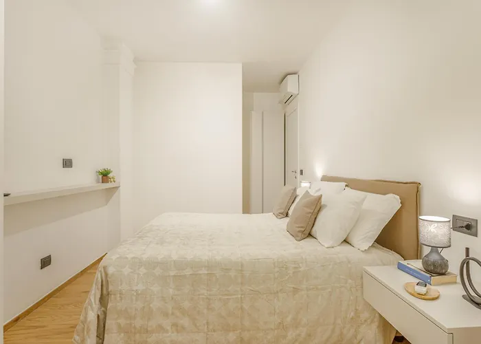 Διαμέρισμα Mutina Domus - Comfort And Elegance In The Center