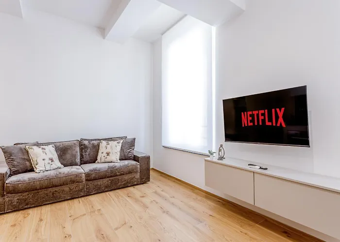 Mutina Domus - Comfort And Elegance In The Center Μόντενα